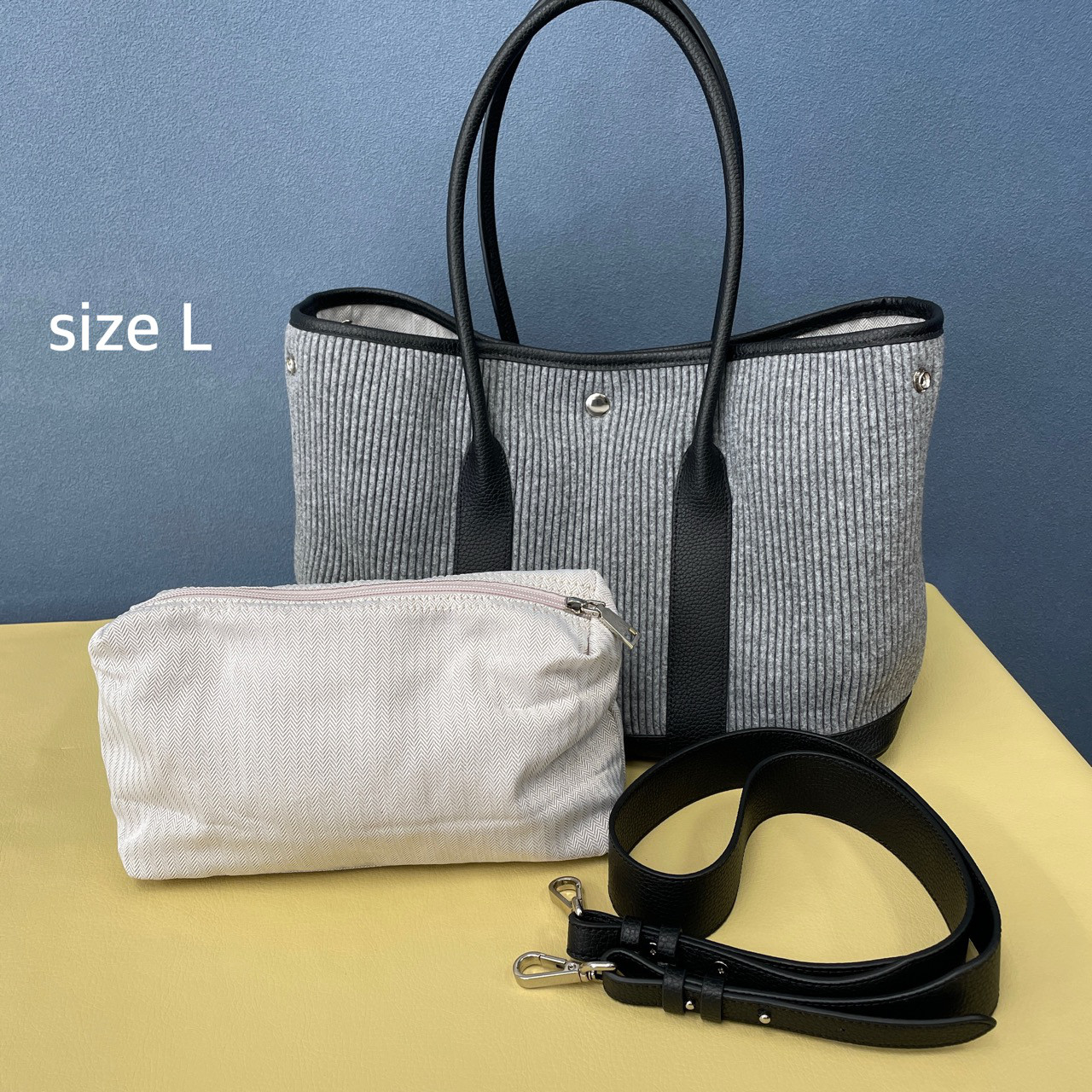 SALE 牛革×ウールプリーツトートバッグ・ライトグレー Lサイズ