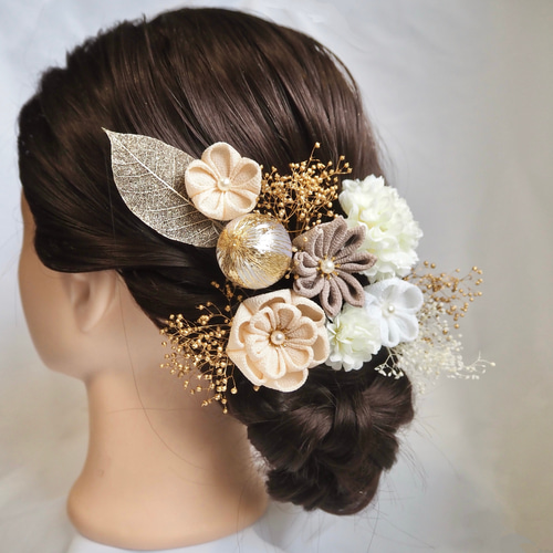 つまみ細工とドライフラワーの髪飾り アイボリー グレージュ ヘアピン