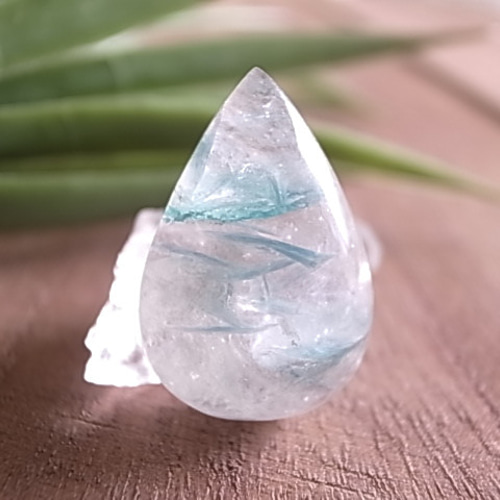 Mページ　天然石 1点物】希少！結晶大きめ フローライトインクォーツ 9mm