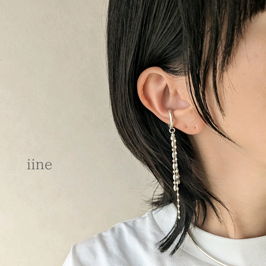 揺れる、流れる*アシンメトリー*ロングチェーンのイヤーカフ 7,685円
