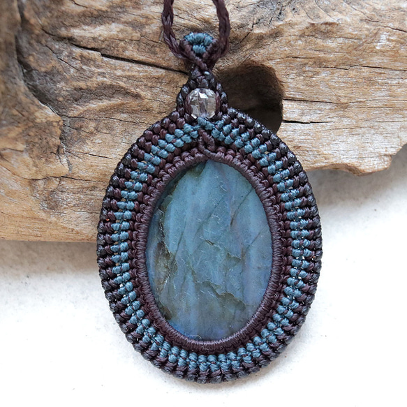 ラブラドライト天然石マクラメネックレスmac394エスニックアジアンエキゾチックなアレルギーフリーの大振りアクセサリー 11枚目の画像