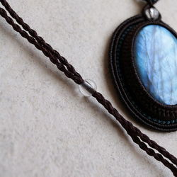 ラブラドライト天然石マクラメネックレスmac394エスニックアジアンエキゾチックなアレルギーフリーの大振りアクセサリー 6枚目の画像