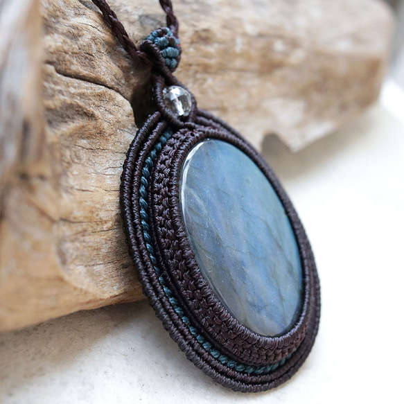 ラブラドライト天然石マクラメネックレスmac394エスニックアジアンエキゾチックなアレルギーフリーの大振りアクセサリー 3枚目の画像