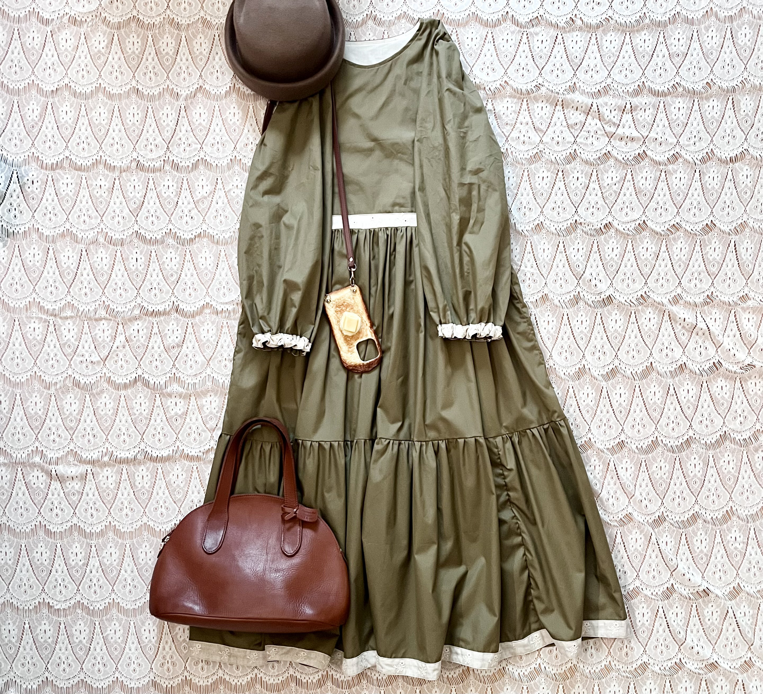 ※SALE ティアードカーキワンピース　綿麻レース