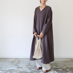 ふわふわ厚みが2倍／ゆったりリラックスワンピース／厚手ダブルガーゼワンピース／オーバーサイズ／ルームウェア／チャコール 3枚目の画像