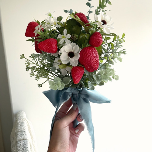 いちごのブーケ アーティフィシャルフラワーブーケ 造花 花束 フラワー