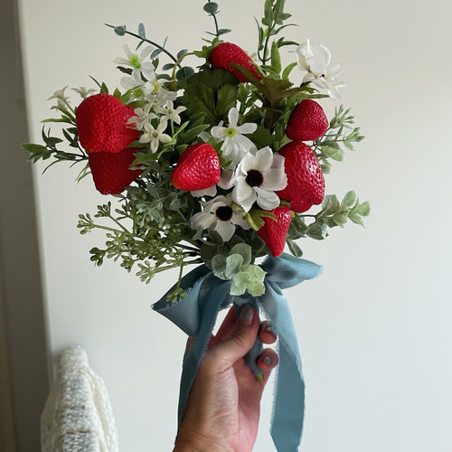 いちごのブーケ アーティフィシャルフラワーブーケ 造花 花束 フラワー