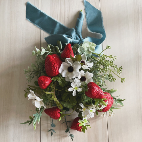 いちごのブーケ アーティフィシャルフラワーブーケ 造花 花束 フラワー