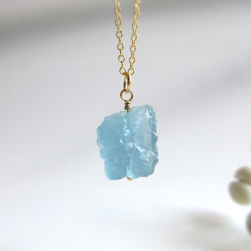 アクアマリン細石三連ネックレス☆未使用 楽天市場】華やか磁気ネックレス3本セット P28・5-1 日本製