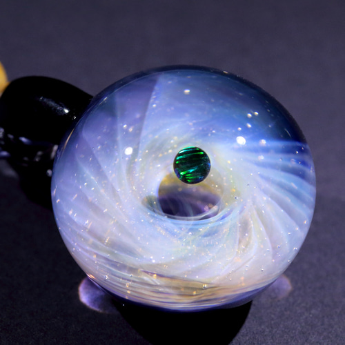 ガラス製　宇宙ペンダント 宇宙ガラスペンダント (28mm 螺旋状銀河） no.P132 ネックレス