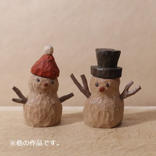 雪だるま 黒い帽子 スノーマン 木彫り 置物 インテリア雑貨（木材