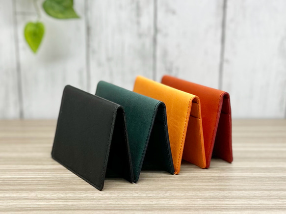 ２つ折りパスケース　本革　黒 5枚目の画像