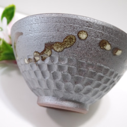 抹茶椀 　大ぶり鎬紋様・鉄さび色　 3枚目の画像