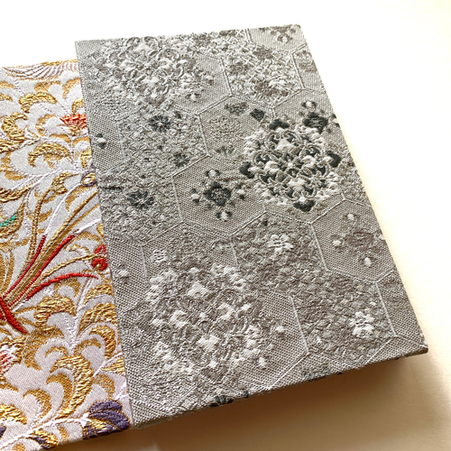 ゲリラ値下！全懐紙 料紙6枚セット 銀の朱雀 全懐紙 料紙6枚セット 銀の朱雀 CATEGORY 半懐紙 | かな料紙専門店 こきん