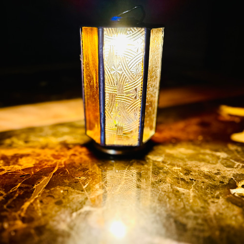 glass-roots ランタンシェード ステンドグラス アンバー Glass-roots 「hack」ステンドグラス ゴールゼロ用ランタンシェード