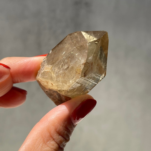 激レアコンゴ産天然シトリン、クンダリーニシトリン コンゴ産【クンダリーニシトリン】ポイント ⑪ 虹あり 黄水晶