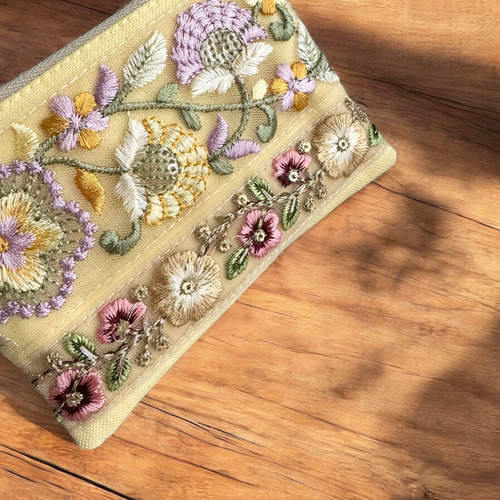 クリームイエロー/チュールレース・インド刺繍×帆布