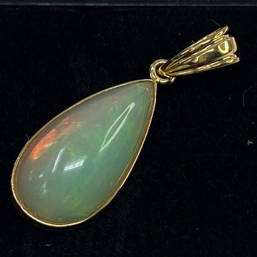 k18YG AU750 18金 天然　エチオピア産オパール　ペンダント k18YG AU750 18金 天然 エチオピア産オパール ペンダント