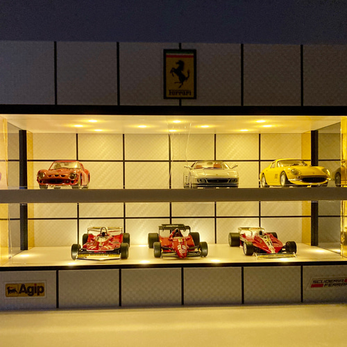1/43展示可・ホワイトカーボン・ディスプレーBOX / LED20灯