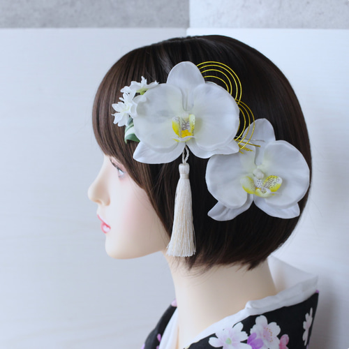 胡蝶蘭と小花と水引のクリップ式髪飾り＊ショートヘアでもワンタッチで