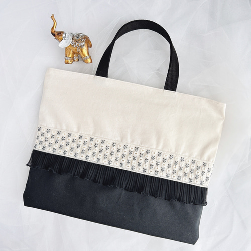 ⑅インド刺繍リボン⑅レッスンバッグ ❁小花柄❁ 両面リボン仕様