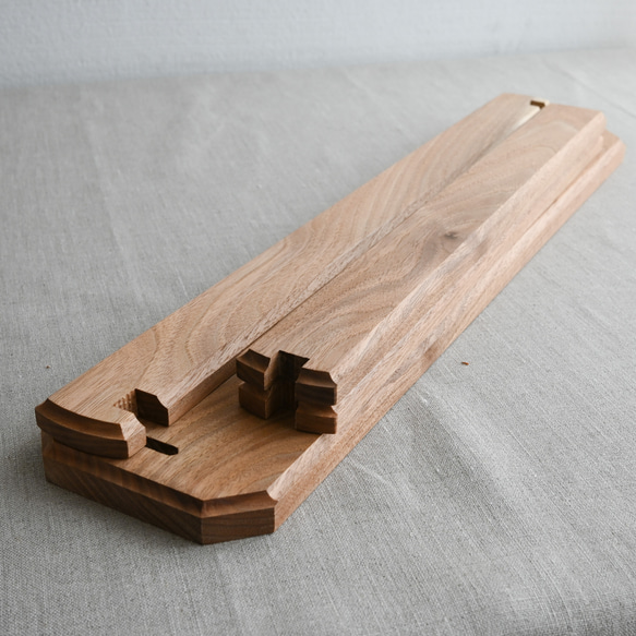 クルミのネックレススタンド 折りたたみ式 ディスプレイ 展示 店舗什器 10枚目の画像