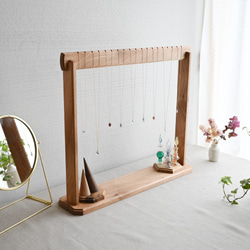 クルミのネックレススタンド 折りたたみ式 ディスプレイ 展示 店舗什器 2枚目の画像