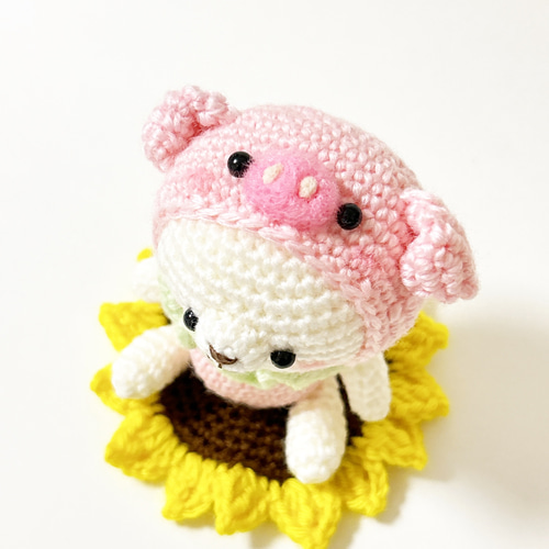 あみぐるみくまちゃん♡ぶたちゃんに変身！ひまわりのお座布団