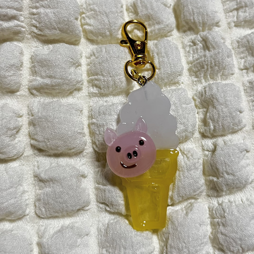 【たぁこ*さま】vintage ornament ❀ 素敵な笑顔の しろくまさん 発売中！ #白熊屋 #shirokumaya #レトロ #retro #ポップ #80s