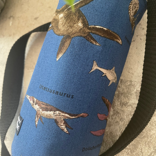 ハンドメイド オーダー 水筒 カバー 車 恐竜 海獣＊海の恐竜＊ペットボトルカバー＊水筒カバー＊水筒ホルダー