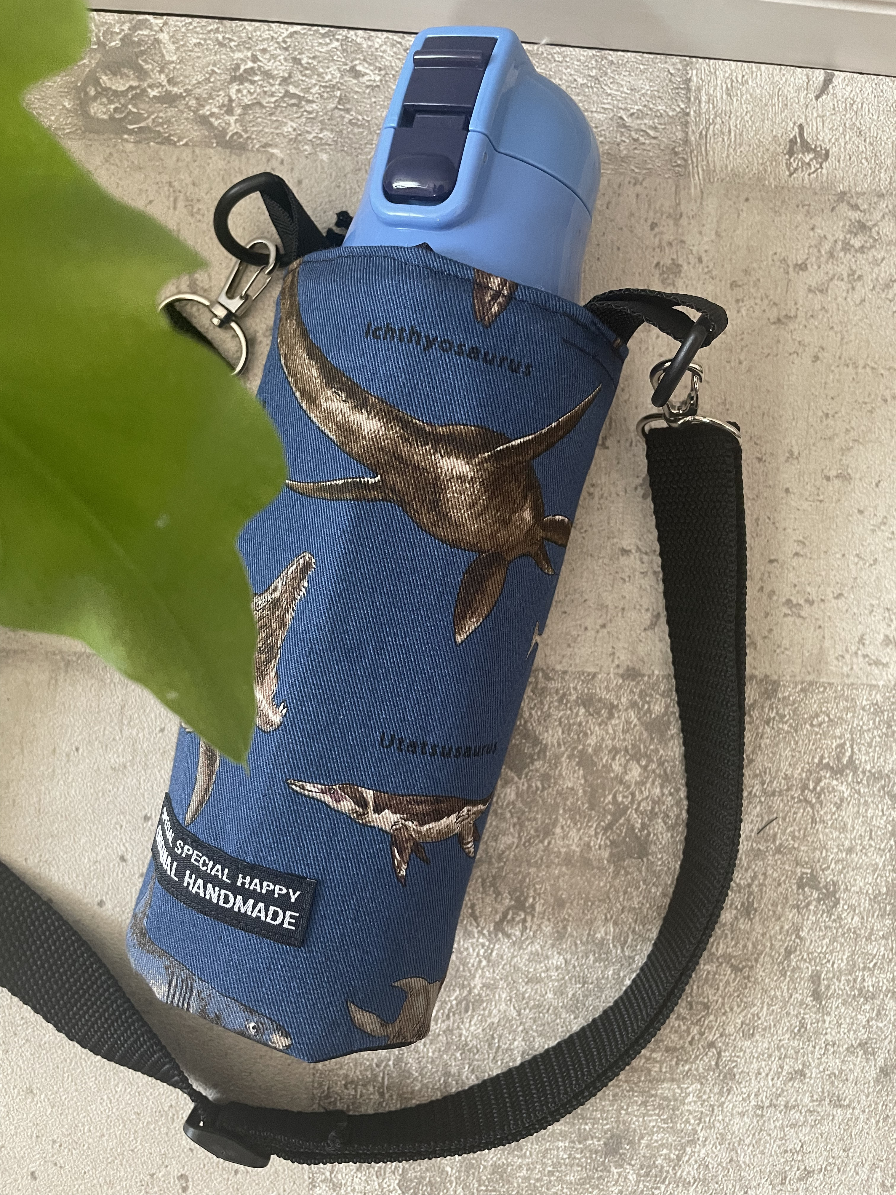 海獣＊海の恐竜＊ペットボトルカバー＊水筒カバー＊水筒ホルダー
