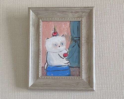 白い猫の絵 額縁入り 絵画。原画【ベンチに座っている白い猫がさくらんぼを持っている