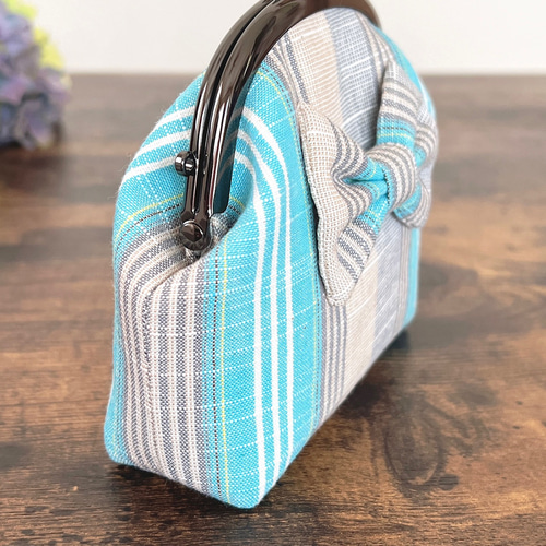 リボンが可愛いぷっくりがま口ポーチ 小物入れ 会津木綿① がま口 ルイ