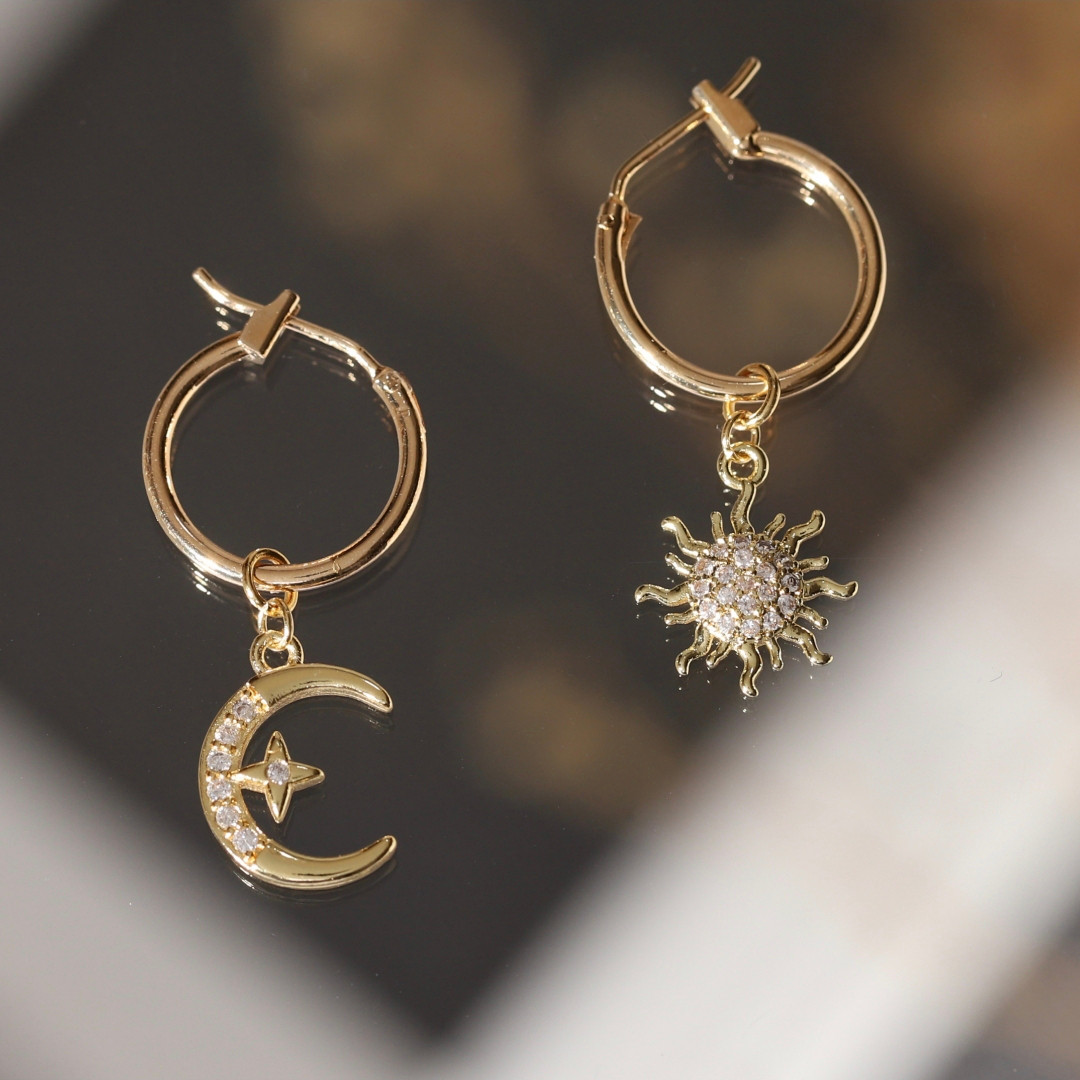 【再販】2way◇太陽と月星CZモチーフフープピアス【14kgf】モチーフ取り外しOK！◇ゴールド◇MAY.K