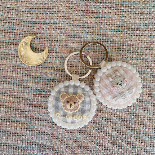 名前 オーダー 名入れ刺繍キーホルダー バッグチャーム