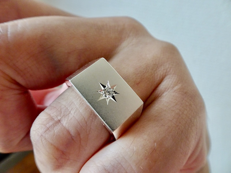 仁尾彫金『2.6mmダイヤ、幅3.5mm、ゴールド平打リング