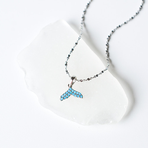 ホエールテールネックレス ターコイズブルー サージカルステンレス
