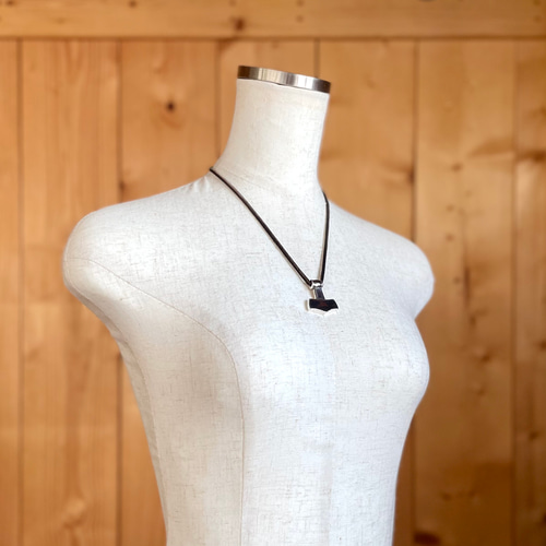 ヴァイキング トールハンマー ミョルニル ペンダント［真鍮］鹿革紐付