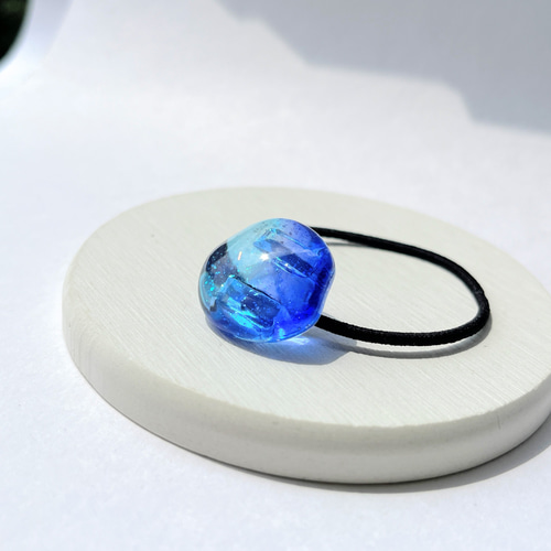 カリビアン×ブルー水面ヘアゴム / レジン / 海 ヘアゴム 華昇 優羽