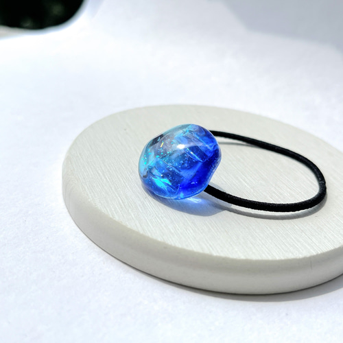 新作☆レジンヘアゴム　瑠璃紺色の宝石 c5f93001054c5d9ec3d5edc5ac25e6