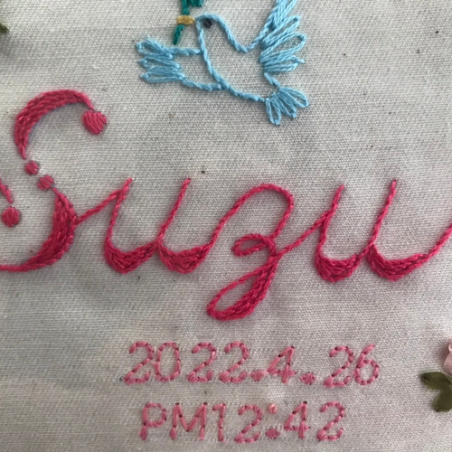 手刺し名入れ刺繍＊ リボン刺繍×手刺しで心を込めて作成します ネーム 