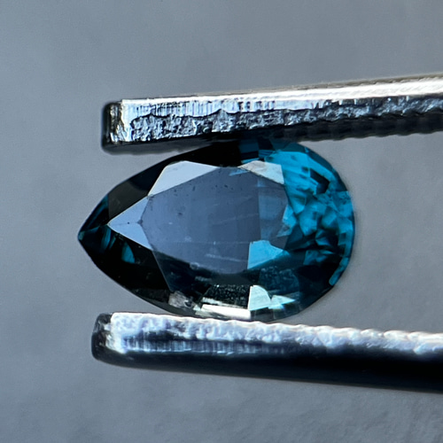 コバルトスピネル 天然石 宝石 ジュエリー用0.58ct ノー付