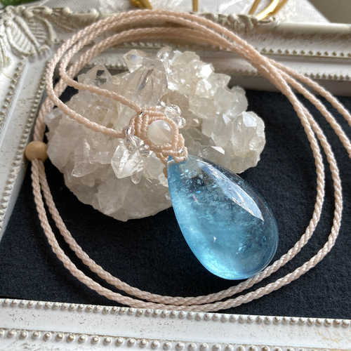 アクアマリン（ライトカラー）☆マクラメ編みネックレス・マクラメ