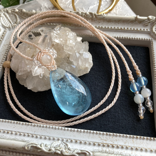 アクアマリン（ライトカラー）☆マクラメ編みネックレス・マクラメ