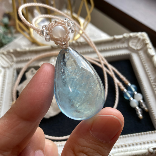 ラブラドライト　アクアマリン　マクラメネックレス 翼-アクアマリン×ホワイトラブラドライトマクラメネックレス