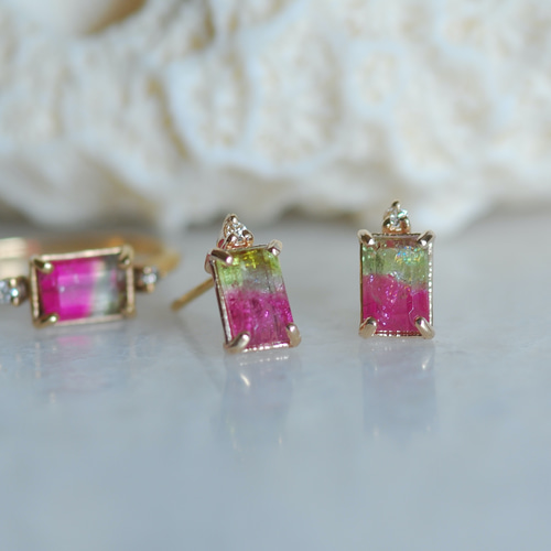 バイカラートルマリン＆Dia カラーストーンピアス（両耳） / K10YG  