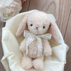 【約10cm 】手が動く♡肉球おすわりぬい服 アンティークピンク 垂れ耳うさぎ f6b4475437710c2c359a867452fb1d