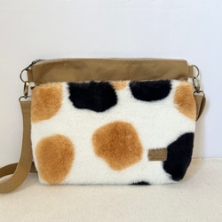 〈マチあり〉三毛猫　ボア　ショルダーバック akaneko  ファー　ハンドメイド　ゆめかわ 2枚目の画像