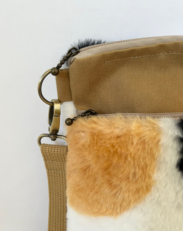 〈マチあり〉三毛猫　ボア　ショルダーバック akaneko  ファー　ハンドメイド　ゆめかわ 4枚目の画像