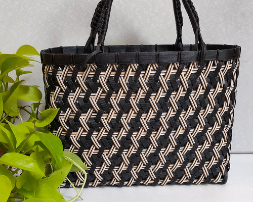 2d4faedb363655bc38de3635d4912a